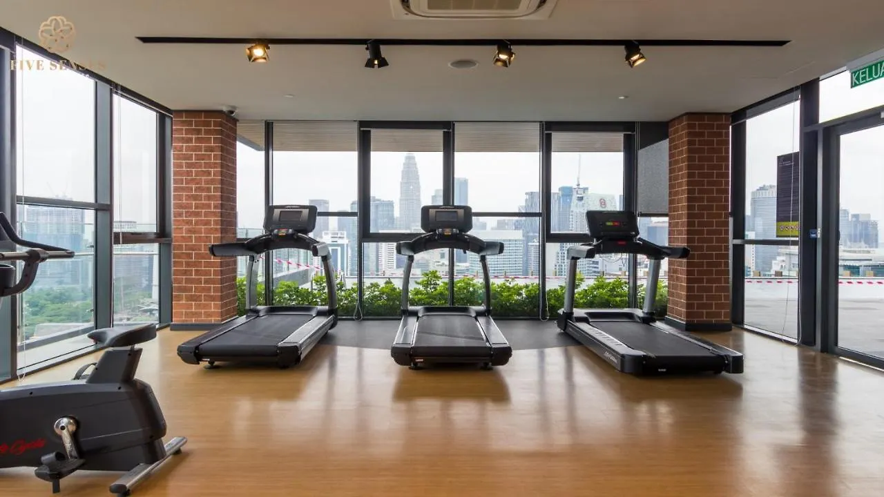 Ceylonz Suites Kuala Lumpur, Roam